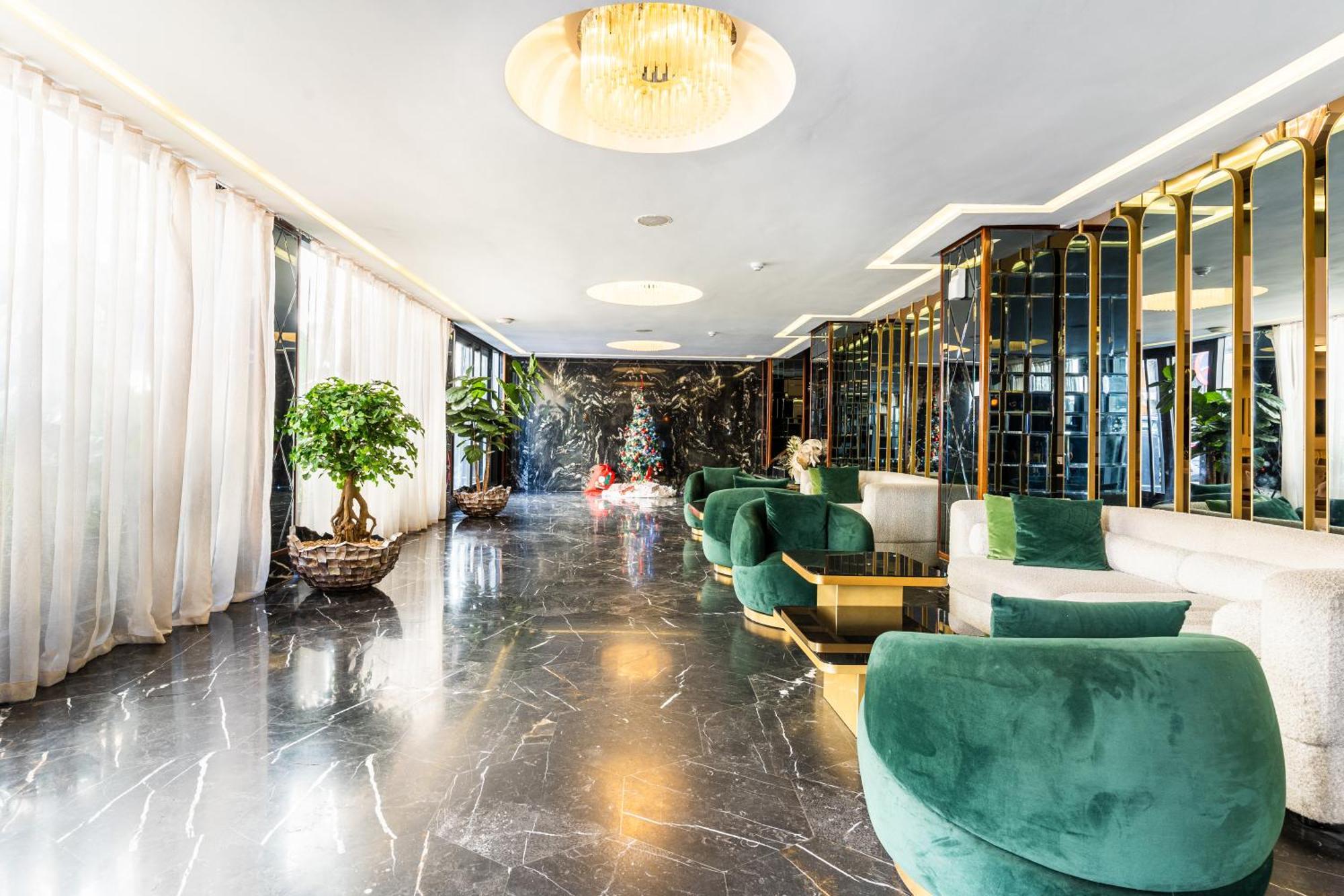 One Hotel 5*